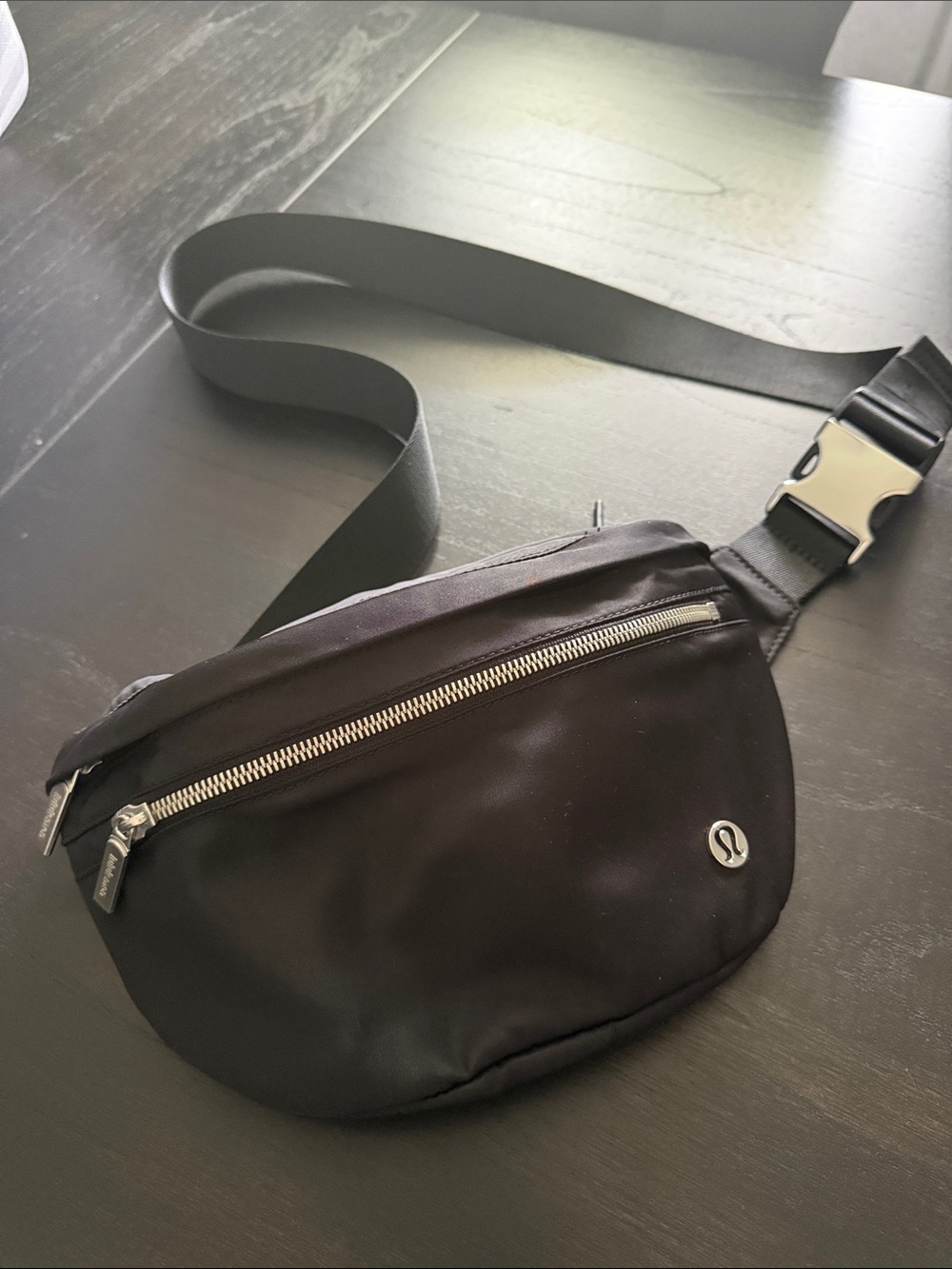 Lululemon Black City Adventurer Belt Bag 2.5L
Silver Tone Hardware